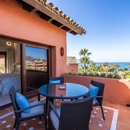 Daire Atico Duplex Con Vistas Al Mar Estepona
