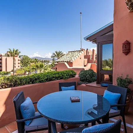 Atico Duplex Con Vistas Al Mar Estepona